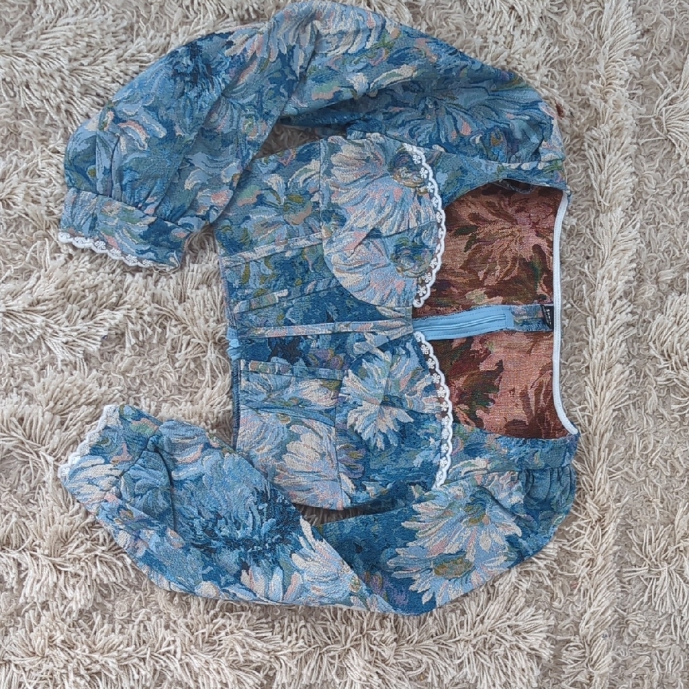 Floral Blue Puff Sleeve Top